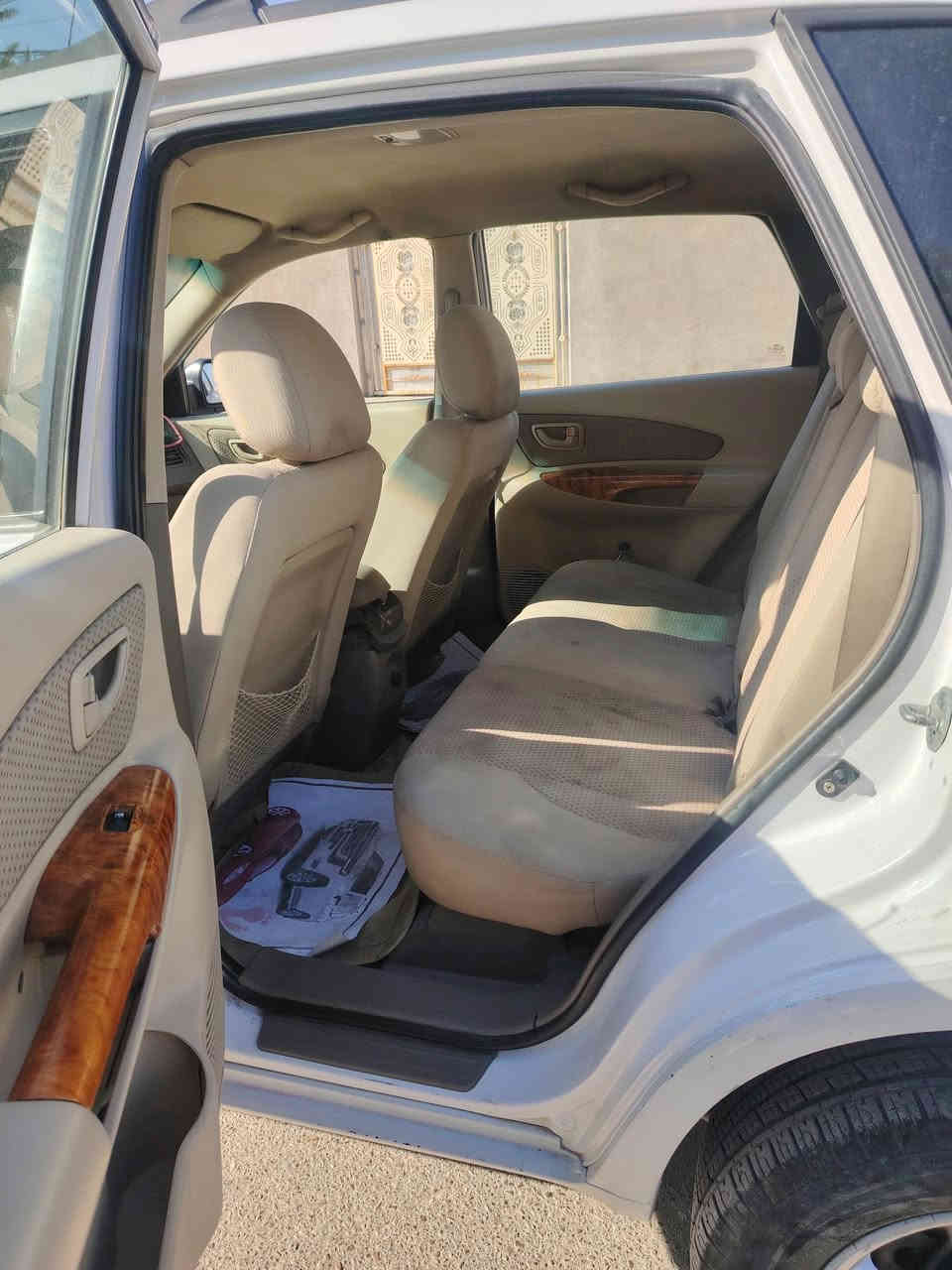 السلام عليكم
توسان 2009 خليجي

بيها اثر حالوب  الباقي كله مكفول

السعر 130 وبيها مجال 

مكان السياره بغداد

للاستفسار ***********
