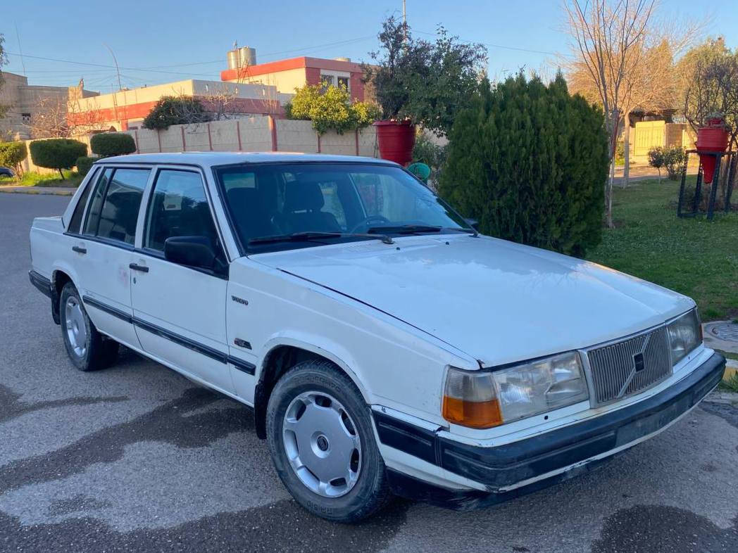 🚗 فولفو 740 للبيع – نظيفة جداً 🔥
السلام عليكم 🌟

فولفو 740 موديل 1990

🔧 تفاصيل السيارة:

-سنوية 31 بأسمي هزة جديدة رقم دولي نينوى باقي فقط استلام اللواحات 

-صبغ شركة

-بجم 940 اصلي

-محرك وكير شرط 100%

-كابريتر

-كير أوتوماتيك

-جامات الامامية كهربائية 

-بانوراما شغالة

-بريك ABS

-جام أمامي جديد بدون فطر

💰 السعر: 35 ورقة وبيها مجال للجادين فقط

📍 الموقع: الموصل

📞 *********** (متوفر واتساب)

سيارة نظيفة جدًا مال جنية ✅

#Volvo740 #فولفو #بيع_سيارات #الموصل #سيارات_العراق
