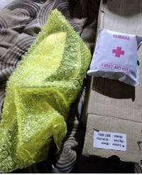 يتوفر مريات zr كارتون معه جنطه سعاف الزووج ١٠ الف  07850041261