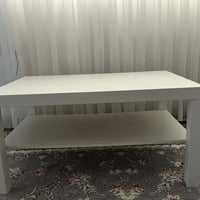 ٣٠ • مجال • طاولات