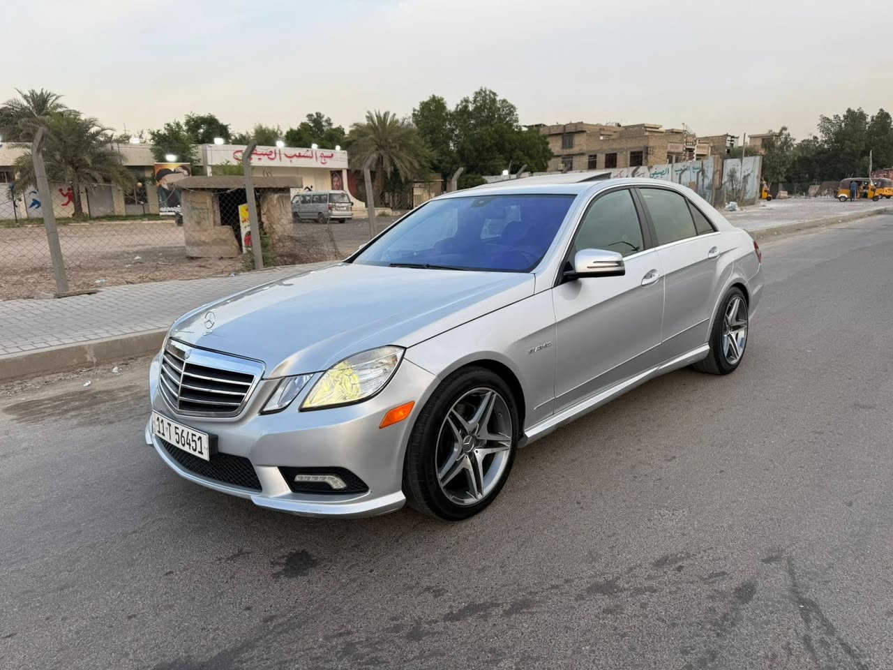 السلام عليكم مارسيدس E350 موديل 2011وارد
امريكي حادثهه بنيد وجاملغ بدون دواخل صورة الحادث 
بل صور فول مواصفات مكينه 6 سلندر شاشات خلفيه برده كهرباء سياره جديده واي نقص مابيهه تحويل مباشر السعر
(158$) ورقه استفسار (***********) عنوان بغداد الشعب
