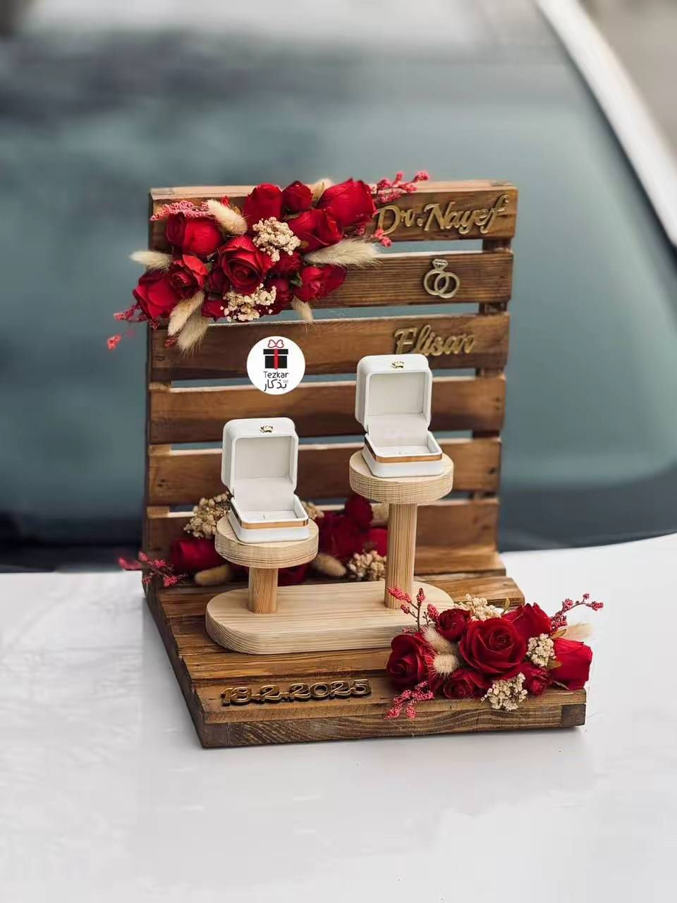 ✨ بفضل الله… نعود لكم بكل التميّز والإبداع ✨
مو بس شغل… إحنا نصنع لحظات تبقى ذكرى 💍❤️
🔸 تصاميم فاخرة من الخشب الطبيعي
🔸 تنسيق ورد أنيق بأجمل الألوان
🔸 كتابة أسماء وتواريخ حسب الطلب
🔸 مناسب للخطوبة، الزواج، والمناسبات الخاصة


**إذا كنت صاحب هذا الإعلان وتريد حذفه لأي سبب، رجاءا أرسل رسالة إلى الدعم الفني**