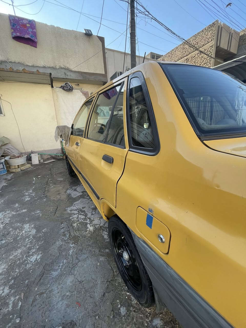 السلام عليكم عندي سايبا للبيع نضيف السياره حلو نصبته تخبل جهازه من كلشي من يدك الشارع مكينه كير خير من لله السياره برغي مذب عليه يعني جهازه موديل 2009هية غرامات مصفر تأخذ تحويل العنوان بغداد رقمي ***********سعر 24بي مجال
