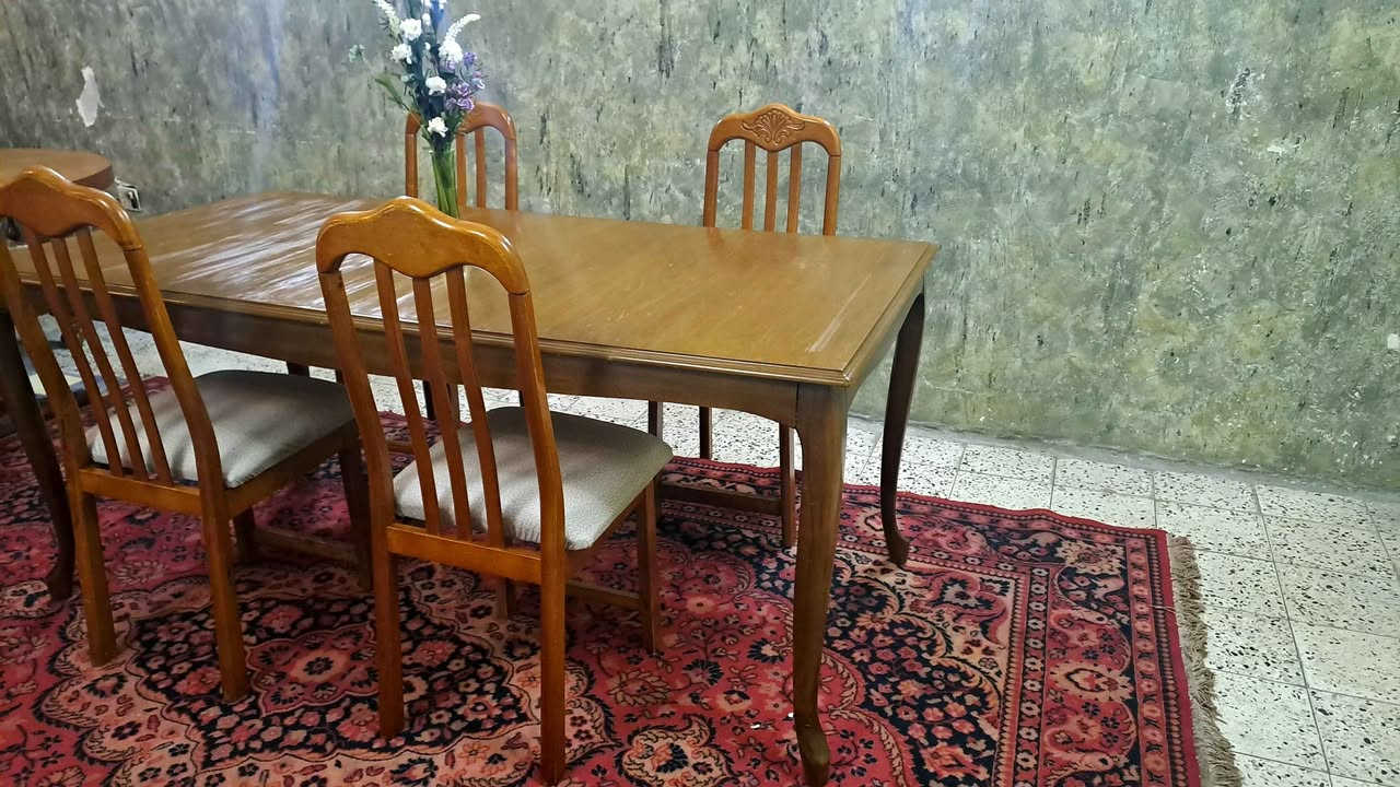 ميز طعام كراسي خشب زان نظافة جيد جدا سعر ٣٠٠ الف قفل بغداد, العراق


**إذا كنت صاحب هذا الإعلان وتريد حذفه لأي سبب، رجاءا أرسل رسالة إلى الدعم الفني**