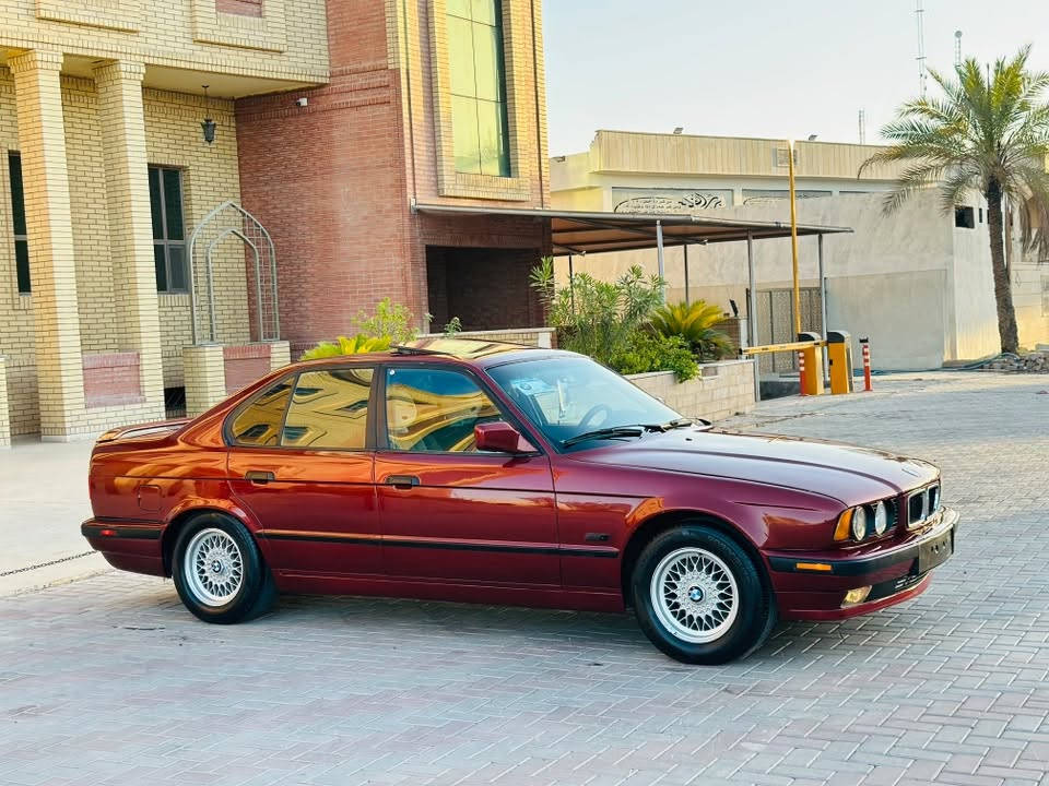 سلام عليكم
بي ام 525 أصل محرك كبس لا صرف ولا بخار كير وتماتيك سلايت  كهربائي تبريد🥶 بدون ضرر صبغ جماليه فقط  موديل 91 داخل نظيف كشنات جلد بلادي سياره رقم اربيل نكليزي  شرط تحويل السياره بدون اي نقص جاهزه من كل شيء صدر امامي وخلفي جديد عنوان تكريت الشرايه اتصل *********** السعر 65 وبي مجال
