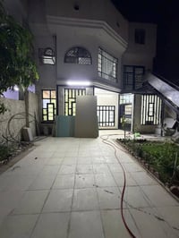 للايجار في السيديه وحدات سكنيه  200م طابق ارضي  يحتوي على غرفتين نوم  ...