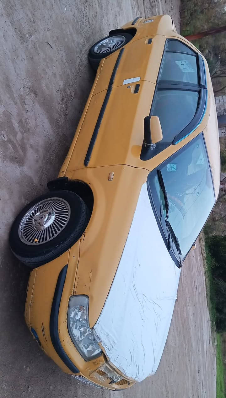 السلام عليكم ٪٪سمند للبيع كير ومكينه مكفوله تبريد وتدفهه شغال جاهزه سياره بسمي مديل ١١  حداديه جاهزه //السعر 34 وبيهه مجال ***********
