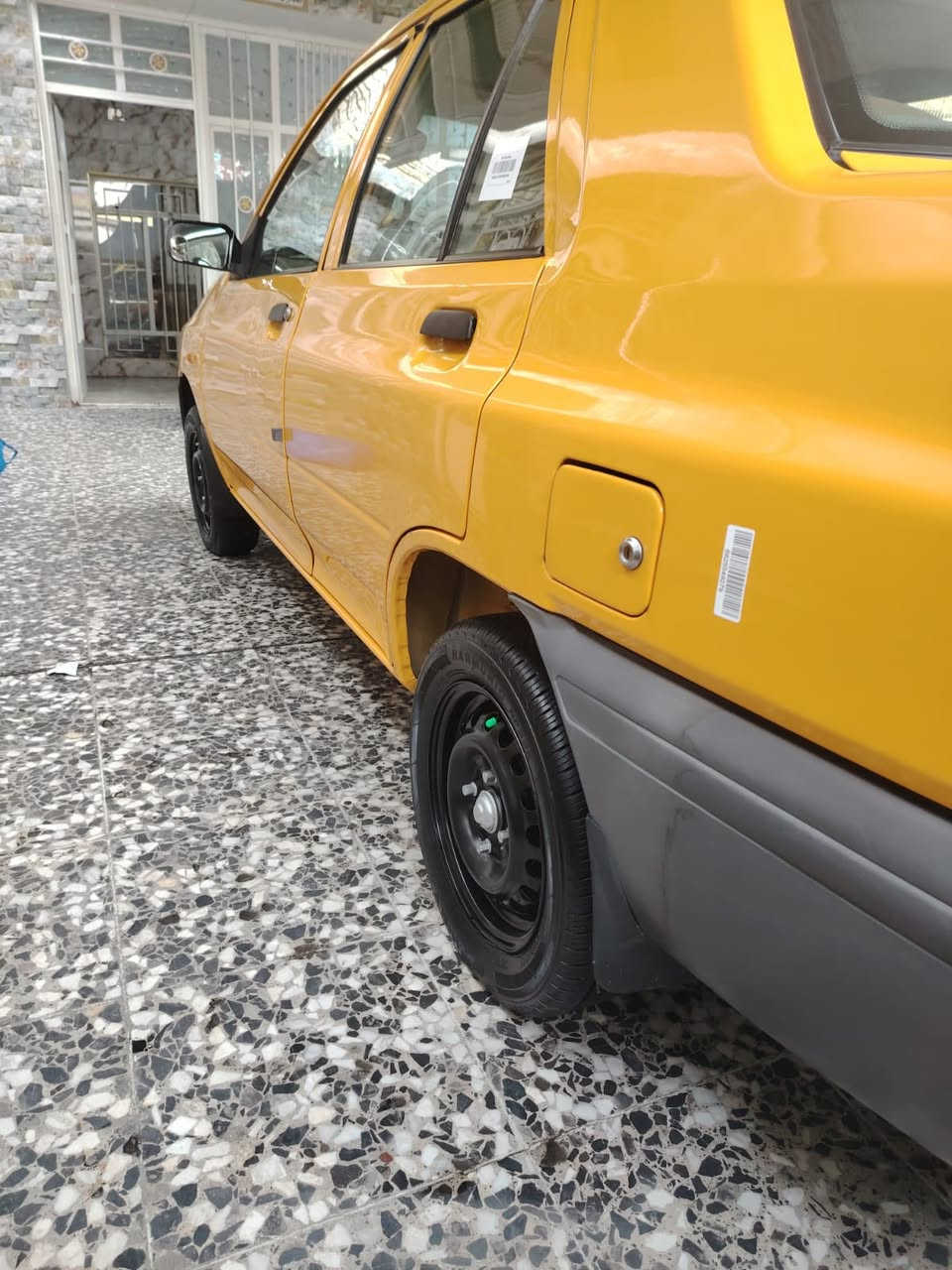 السلام عليكم سايبه موديل ٢٠٢٣مكفوله كفاله عامه عله وضعيت الشركه مكفوله من صبغ وضربه وتبديل وشواصي محرك كير صدر تبريد تخم تاير كله جديدرقم دولي جديد مدوشمه عام سياره رقم الهاتف ***********غيرمتواجد عل فيس
