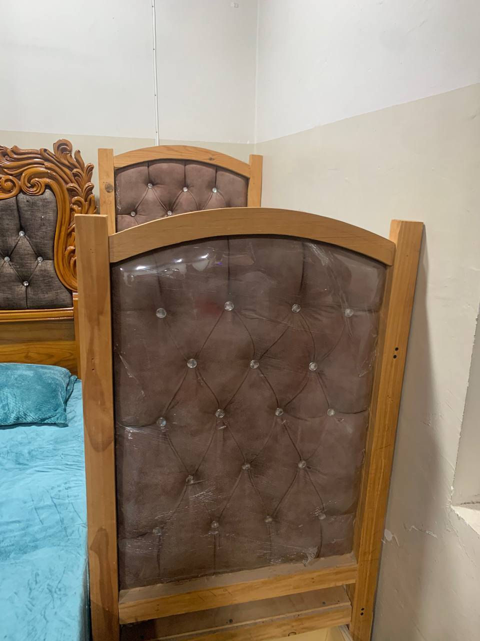 ✨ للبيع تخت أطفال (بيبي) نظيف جداً ✨
🔸 بعده بجيسه وكأنه جديد
🔸 وياه جرار كلش حلوة ومرتبة
🔸 مناسب للأطفال من عمر سنة إلى 5 سنوات
💰 السعر: 45 فقط (تفليش) 😍🔥
📞 للاستفسار والاتصال:
***********
