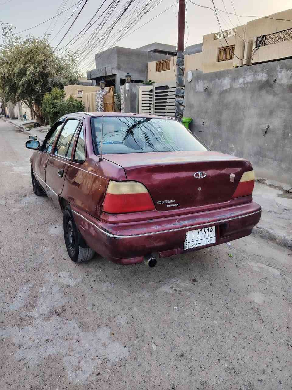 السلام عليكم.
من رخصة الأدمن  سياره للبيع
نوع دايو سلو موديل ١٩٩٤ تحويل  وكاله مترهم  
سيارة بلاديه   كلشي بيها يشتغل  
كهربائيات  كلها شغاله   منظومة تبريد كامله بس تحتاج كمبريسر رقم أنبار   ألماني    تجي وجيك
مكاني فلوجة حي العسكري. السعر ٢٢ ورقه وبيها حك الجيه   
***********
