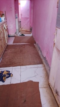 للبيع بيت بمساحة 100 متر مربع يتكون من غرفة نوم   صالة واسعة  غرفة است...