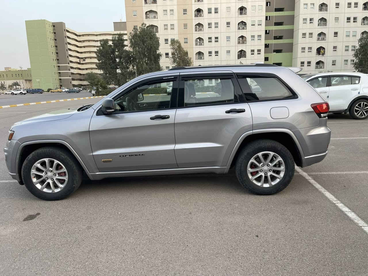 للبيع او مراوس بكيا سبورتج ٢٠٢١  /٢٠٢٢
جيب گراند شيروكي 1941

فول من عده الجكات 

موديل 2016

بانوراما

كامرة خلفية 

رادارات خلفية جانبيه

اوتو ستوب

تيبترونيك

ايكو سبورت مانول

فور ويل درايف 

داخل جلد اسو

كشنات فول كهرباء تدفئه وتبريد

الكشنات الخلفية تدفئة

جنطة كهرباء

المحرك بساتم مال 14 

حادثه بنيد وجاملغ وباب

بيه صبغ ٥ قطع بدون دواخل

الشواصل الغود والتكم مكفولات 

صبغ بدون دواخل 

ايرباك البردة طاك بس

صدر خلفي امامي جديد

كير ومحرك مكفولات

السعر ١٩٠ وبية مجال قليل

***********
