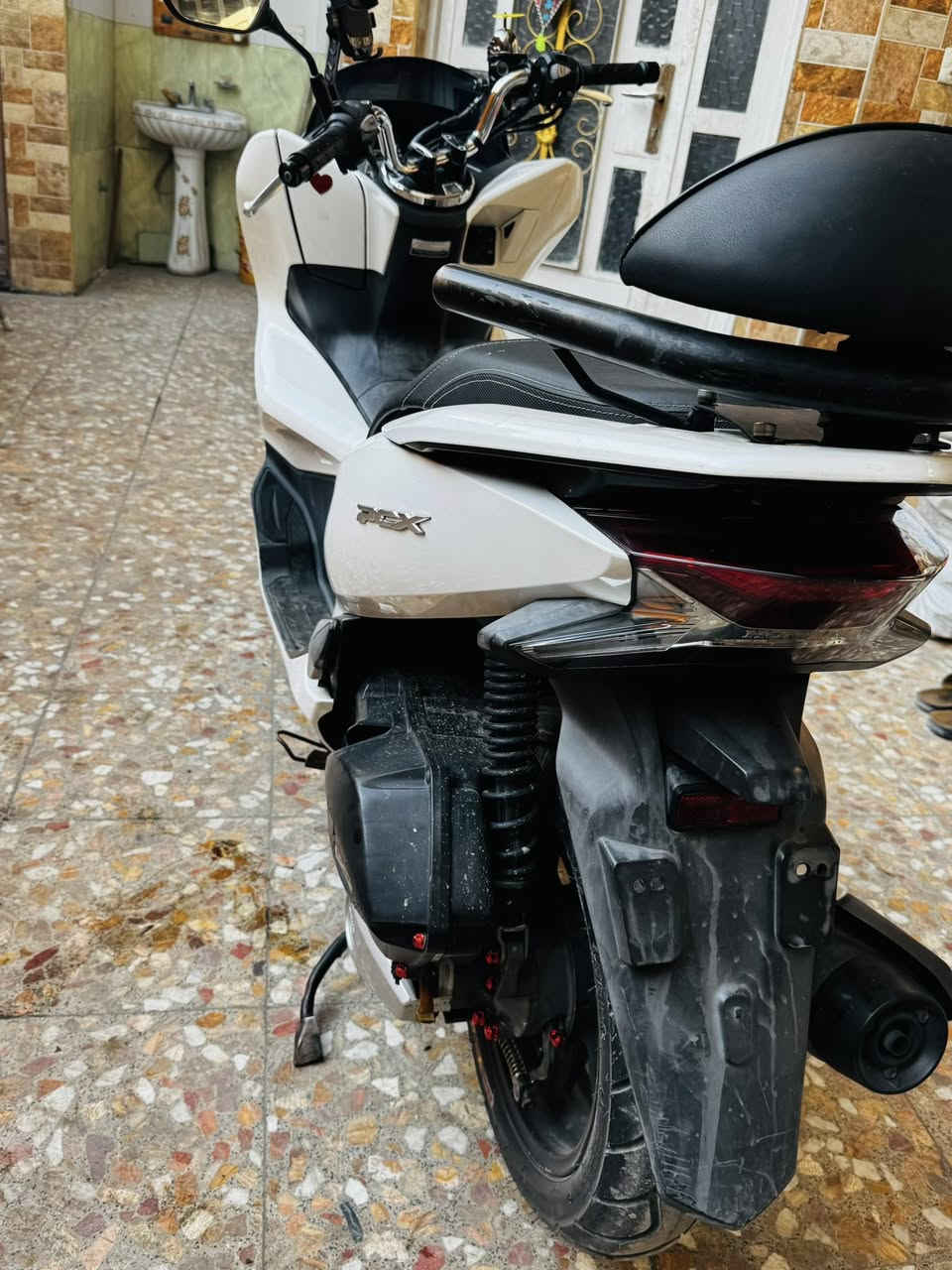 للبيع جيل ثالث للتواصل ***********
