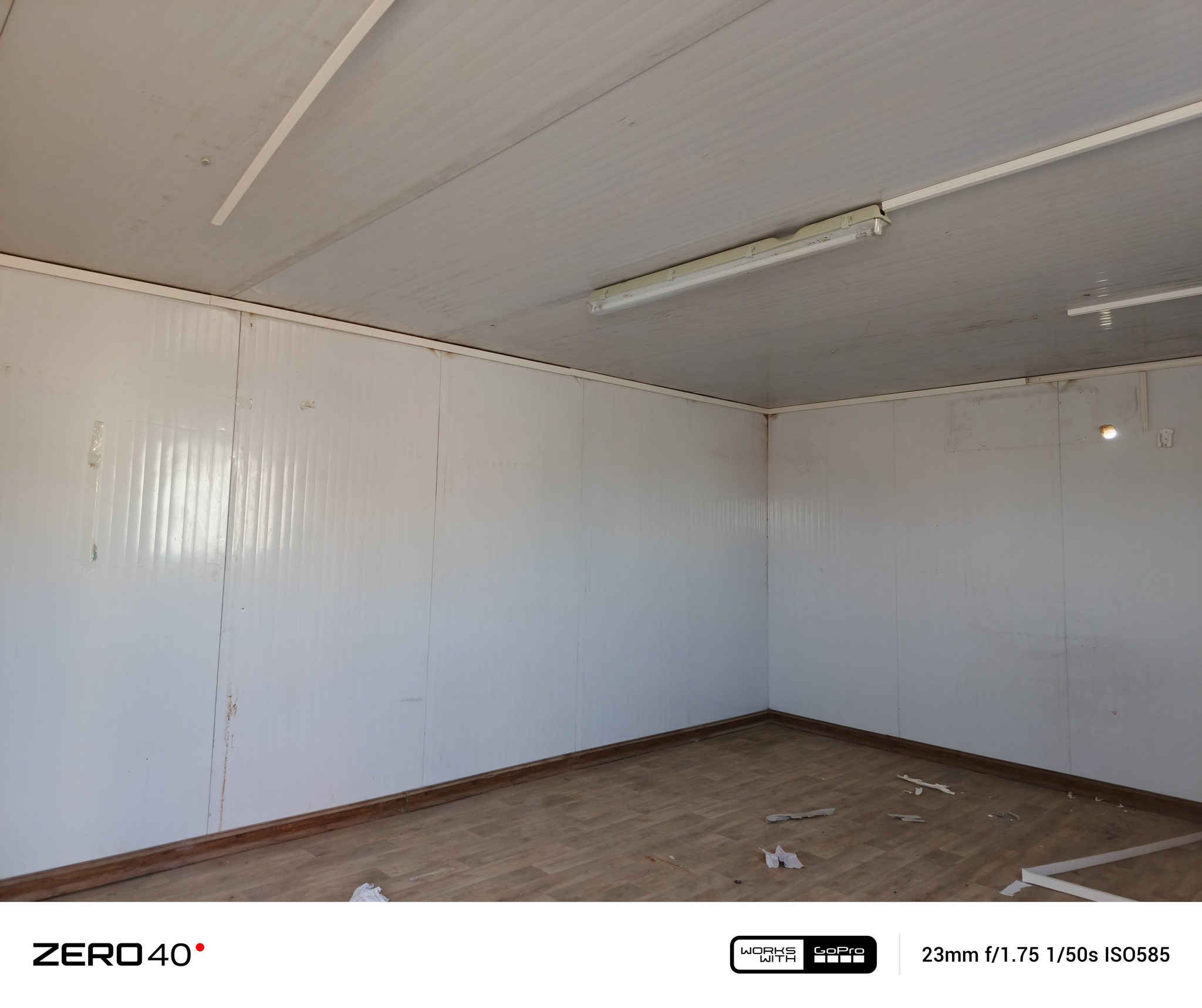 السلام عليكم البيع كرفانات  قياس 6×4 جديد مسدخدمات  شي قليل مكان ناصرية رفاعي رقم الهاتف ***********/  ***********
