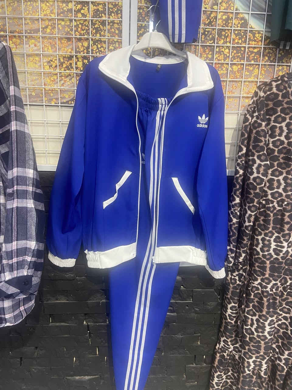 تراكات سعر 28 للبيع خامه لأصلي


**إذا كنت صاحب هذا الإعلان وتريد حذفه لأي سبب، رجاءا أرسل رسالة إلى الدعم الفني**