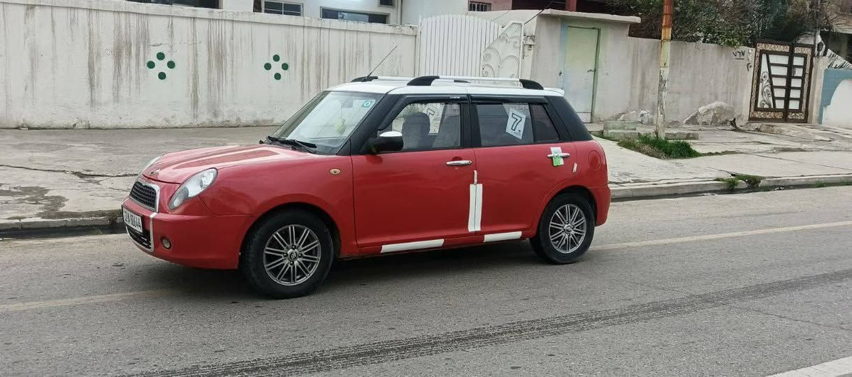 #ليفان_320_2013_كاربون بيها
#مكينه_وكير_شرط
#ضرر_باب_خلف_بدون_دواخل_سايق_وداير_واحد_مصلح_وبيها_ملاحضات_بسيطه
#سعر52 ***********
