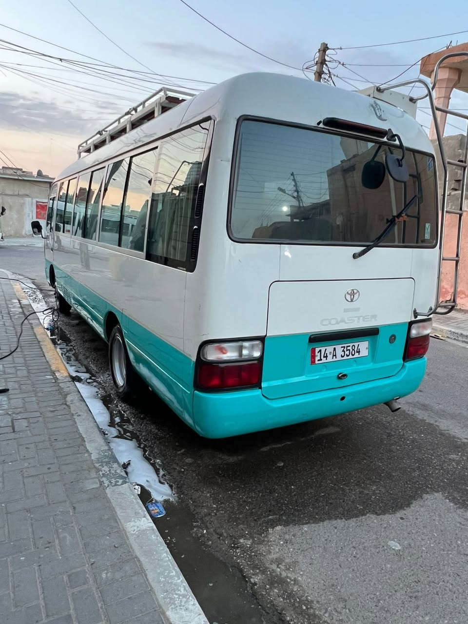 السلام عليكم كوستر مديل 7 السيارة بلبصره مكينه و كير و اكسن خير من الله السعر 225 وبيه مجال استفسار علي هاذ الرقم ***********
