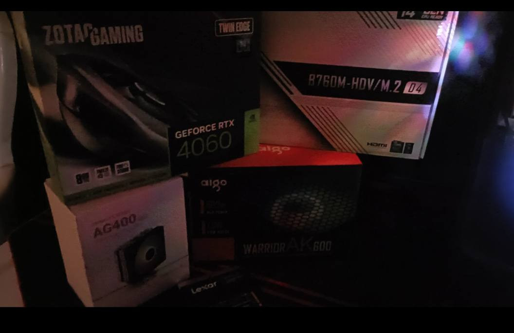 السلام عليكم pc كامل للبيع
نضافته كلش حلوه واستخدامه كلش قليل
مواصفات
------------------------------------------------------------------------
Cpu:Intel i5 12400F Tray
------------------------------------------------------------------------
Fan cpu deepcool Ag400
------------------------------------------------------------------------
M.b : Asrock B760m-HDV/m.2
------------------------------------------------------------------------
Ram:DDr4 2×8 3600Hz Rgb
------------------------------------------------------------------------
Gbu: Rtx 4060 zotax 8gb 2fan rgb
------------------------------------------------------------------------
   M.2 1T lexer ------------------------------------------------------------------------
Power supply WARRIOR AK 600w
------------------------------------------------------------------------
الكراتين مال قطع كله متوفره تجميعه نظيفه كلش ومن توصيل تشوف النظافه بعيونك وحراره كرت تحت ضغط ما تتجاوز 65
سعر نهائي مليون و50 الف


**إذا كنت صاحب هذا الإعلان وتريد حذفه لأي سبب، رجاءا أرسل رسالة إلى الدعم الفني**