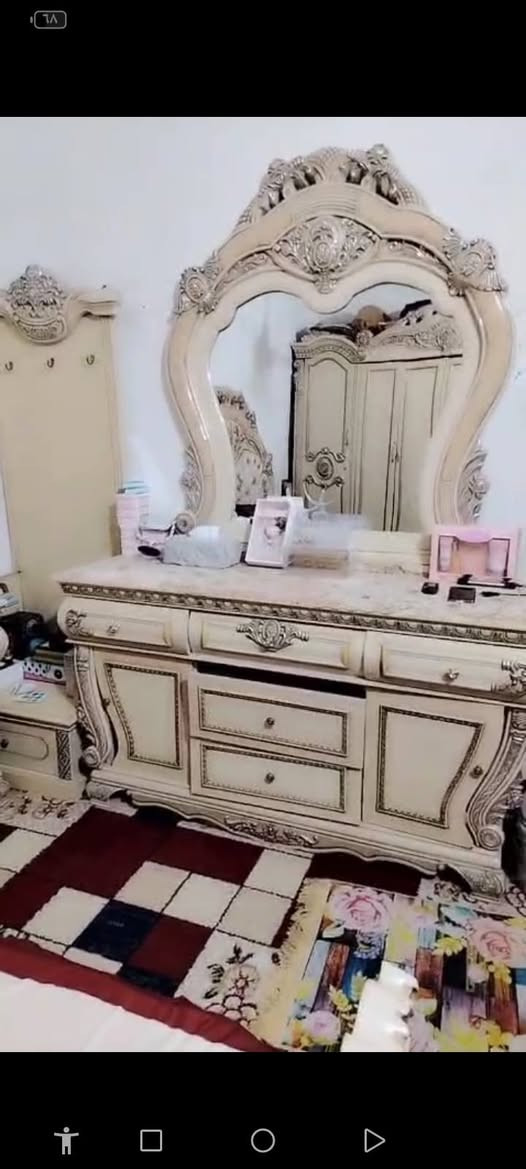 غرفه نوم كويتي 6 قطه كنتور ٦ بيبان بيع مستعجل سعر 350 عنوان زبير جمهوريه الأوله ***********
