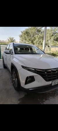 توسان خليجي ابيض رقم بغداد باسمي.. موديل ٢٢ فول مواصفات عدا البانوراما...