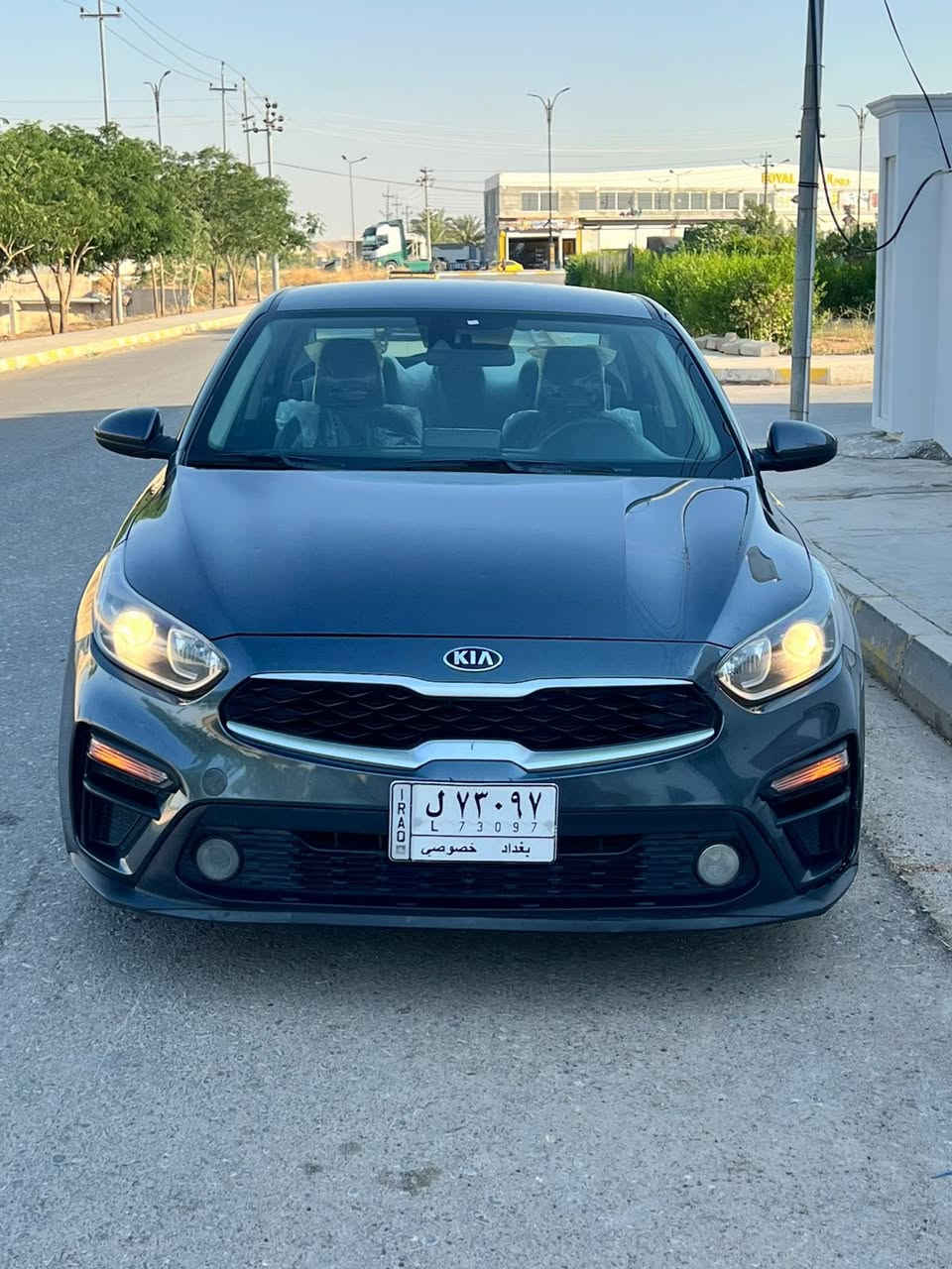 كيا فورتي / 2020
2020 KIA FORTE

المواصفــــات : 

▪️المُحـــرّك : 4سلندر 
▪️سعــة المُحــرّك : 2.0 الدوش
▪️ناقــل الحركـة : اتوماتك 
سعر 112 ورقه بي مجال
بجم كبس بدون ايرباك فقط كلير باب 
رقم معوقين 4 تشهر مده تحويل 
***********
