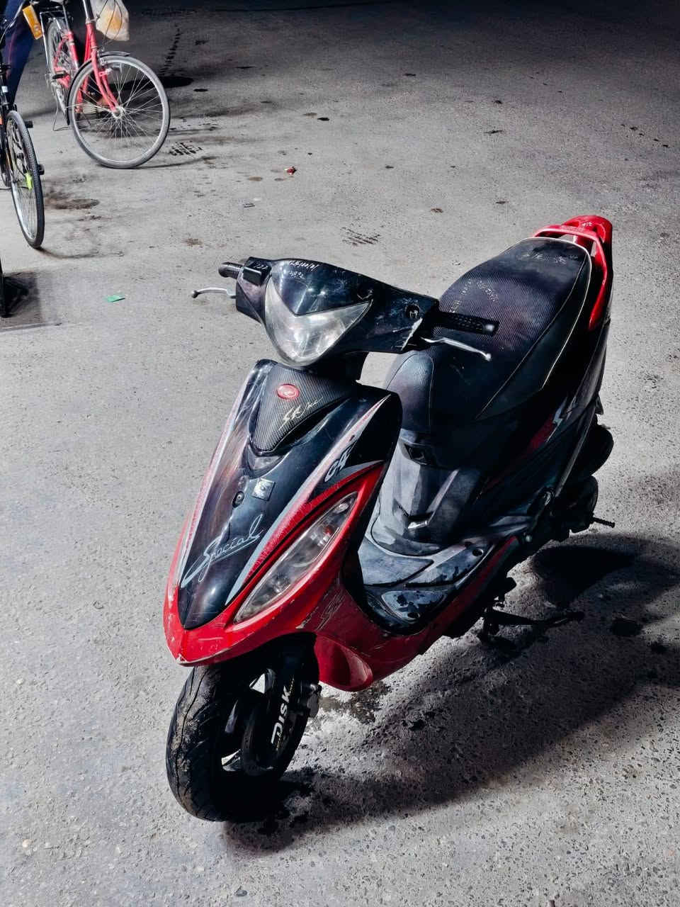 السلام عليكم شباب دراجه كامكو جي فور للبيع حاويه الشراي يدخل خاص او يتصل سعرها ٥٢٥ وبيها مجال قليل *********** نجف
