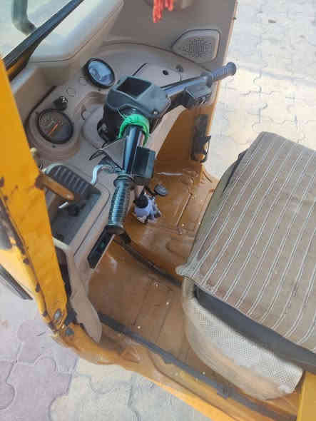 السلام عليكم تكتك 21 مرقمه بأسمي شوكت متحب تحول حول  جاهزه من كولشي تايرات كهربائيات مكينه كشر جادر صدرها  مجفته عله ايدي ليبل وردي اصلي يشهد الله جاهزه من كولشي ربع دينار مذب عليها  السعر 7400 الرقم ***********
