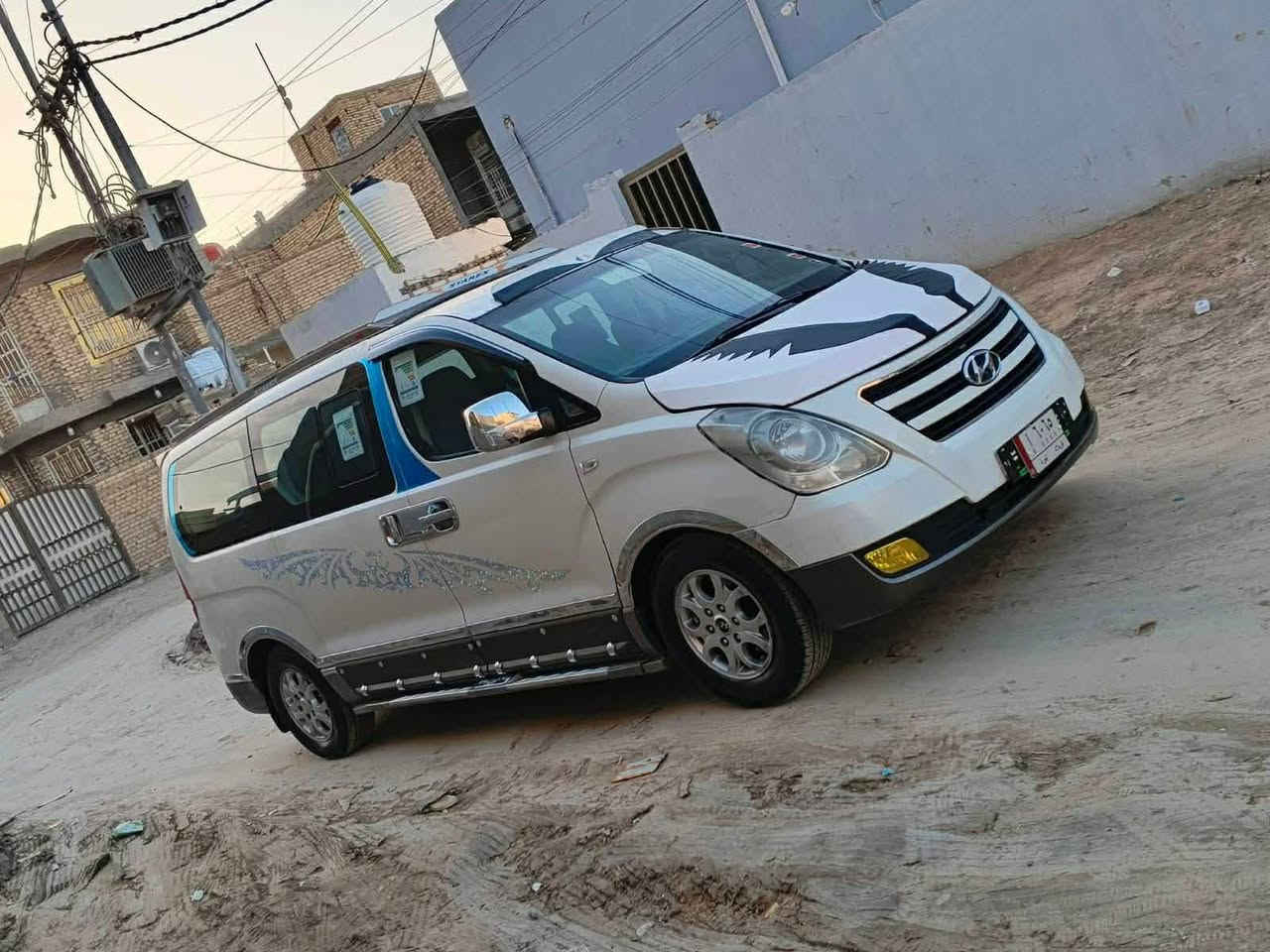 السلام عليكم
ستاركس 2009مسكر اصل كير عادي 
بيها قطعتين صبغ بدون حادث جنطه وجاملغ امامي 
مكينه وكير وحداديه تخم تاير جديد 
سياره جاهزه وجديده مال جناي السعر 125وبيها مجال ‏‪***********‬‏العنوان بابل مكلف بنشر
