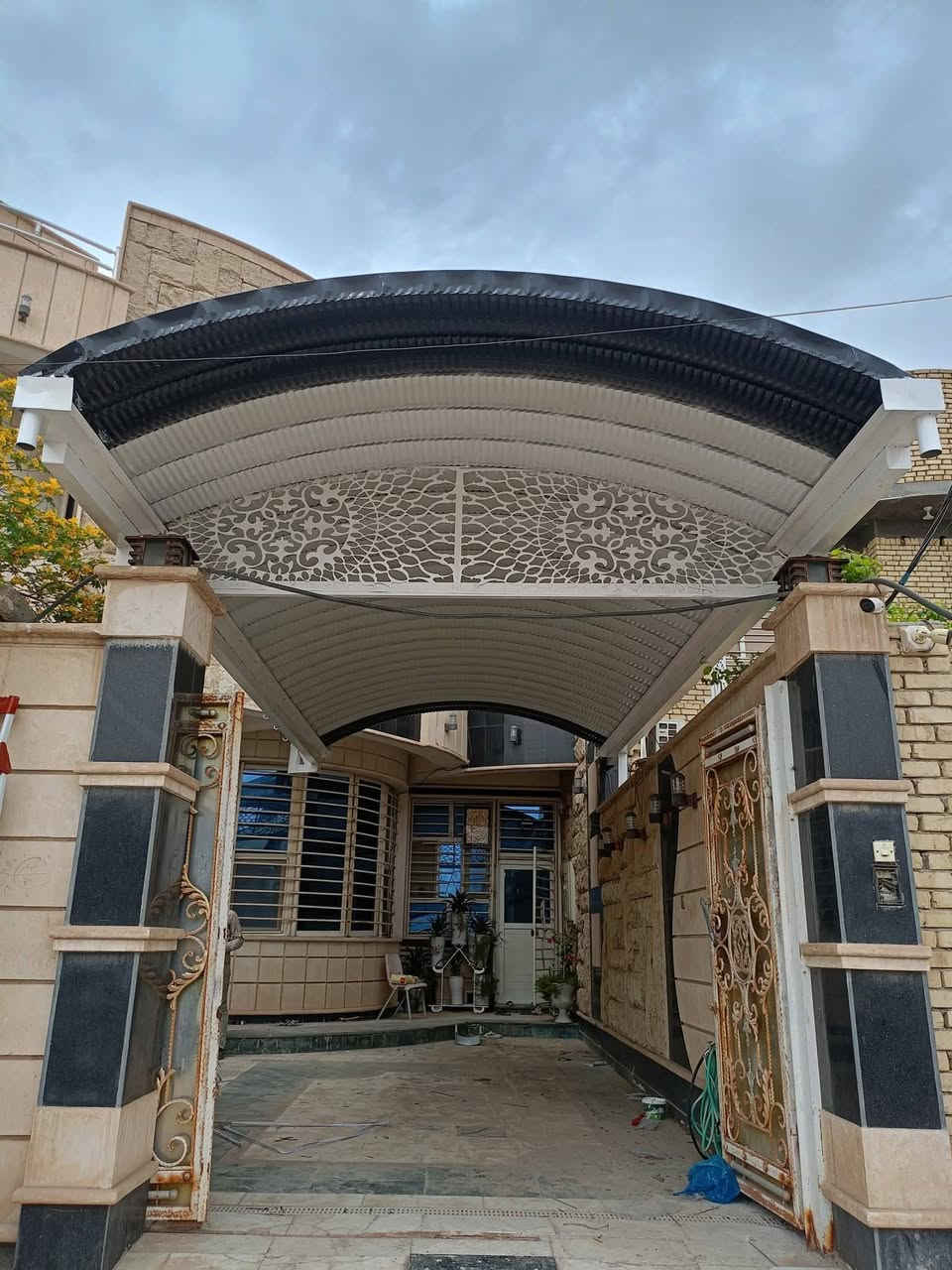 يعلن ديكورات سروك حداد ⚒️ عرض لسقيفه كيسبان بدال 35الف فقط هسة صار متر 25الف كرسته عمل عرض لفترة محدودة 💪 مرجوحه هديه ضمن سقيفه 🎁
***********☎️
