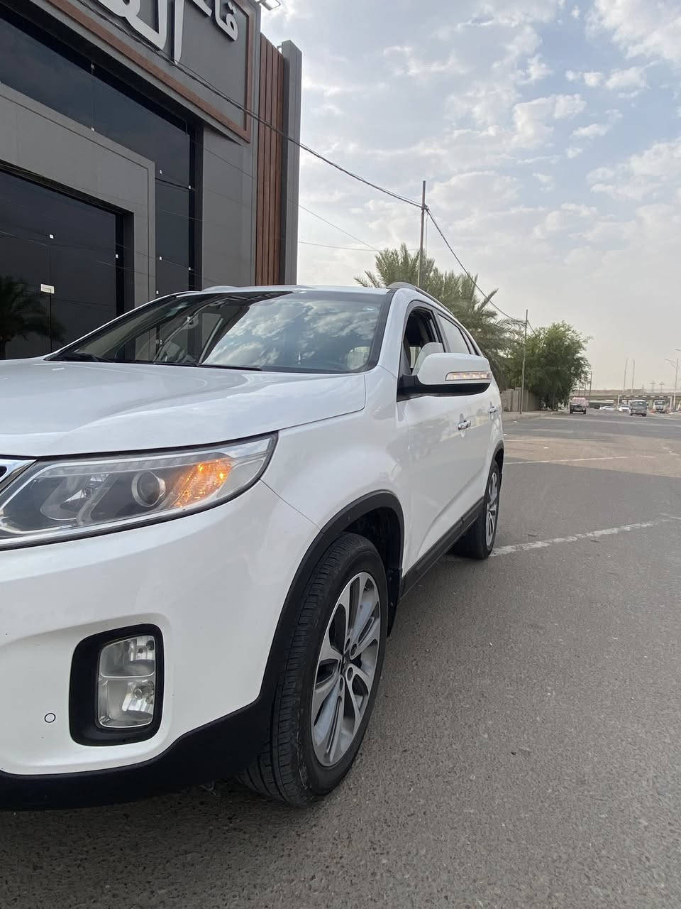 سورنتو 2015خليجي  فول مواصفات عدا البانوراما
محرك 4سلندر  2400

 7 راكب 

بصمة تشغيل 

تحكم ستيرن 

مثبت سرعة 

حساسات امامي خلفي 

ويل 18 

تبريد 3 قطع 

مرايات شفط 

اشاير بالمرايات 

ترحيب ابواب 

بيها بارد بسيط بالباب عكس السايق 

للاستفسار 

***********
