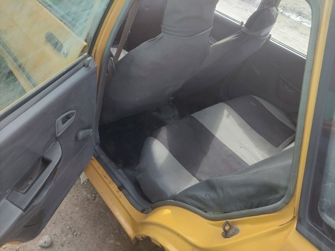 ***********
***********  المكان بغداد 
نهايت شعب السعر قفل ١٠ صافي تفاصيل بل فيدي
المدير مشكو
