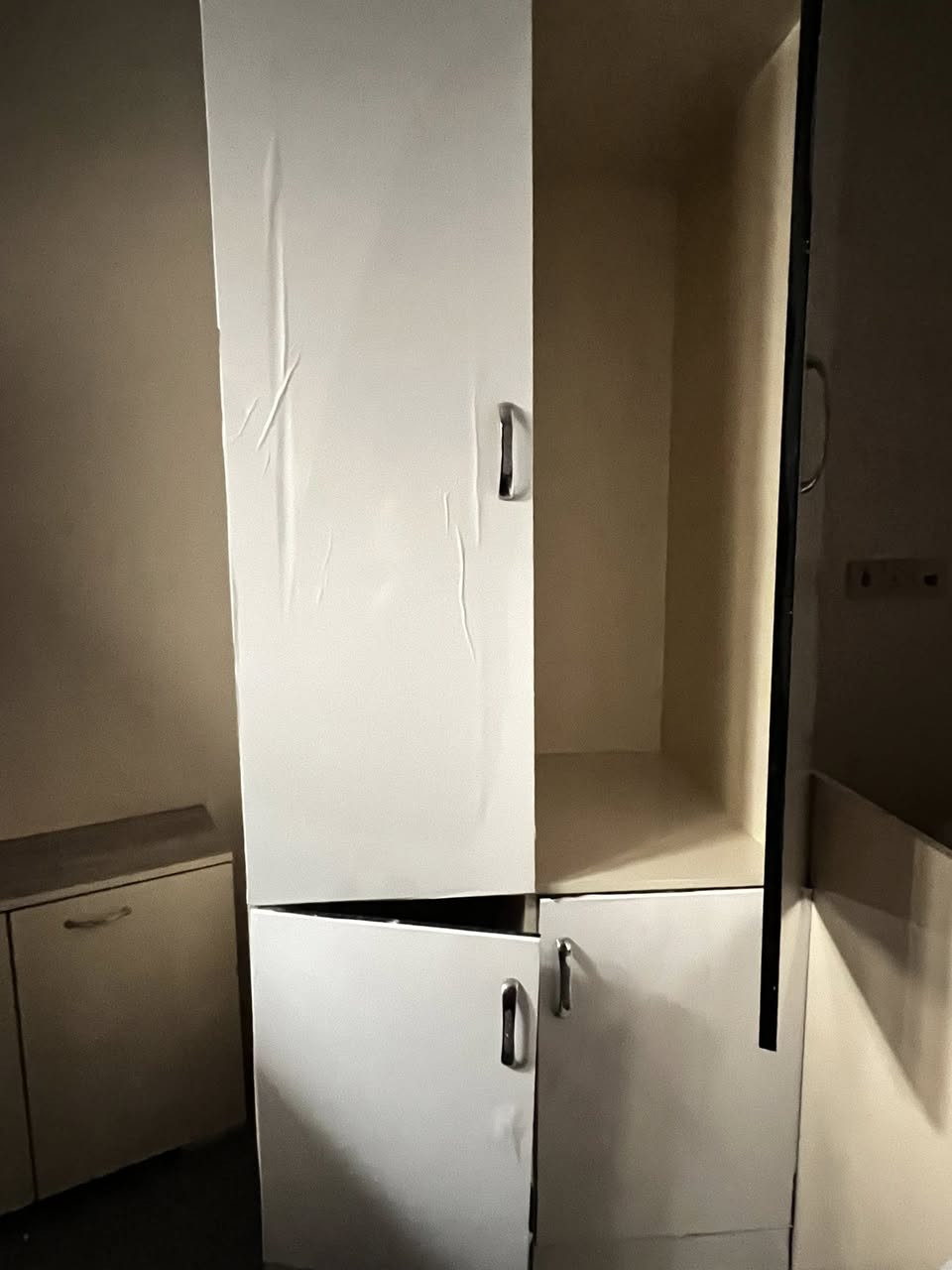 غراض للبيع
لاستفسار خابر على رقم ***********
