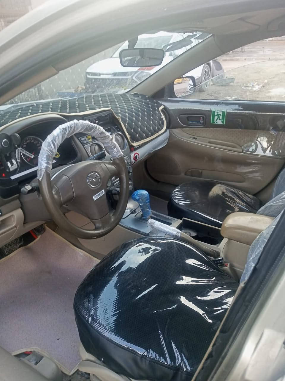 السلام عليكم
مكلف بنشر التواصل مع صاحب الرقم 
مازده للبيع رقم بغداد الماني راعيه مسافر اكفل سرقه وعشائر 
مكينه وكير جدد 
تبريد ثلج 
تدفئه شغاله 
تخم تاير جديد باتري جديد 
كهربائيات كلها شغاله 
دوشمه جديد 
داخل جدا نضيف 
سستم صوت جديد 
حداديه ممتازه مابيها اي نقص 
السعر 28 وبيها مجال  
عنواني بغداد الدوره 
*********** محمد ابو يوسف
