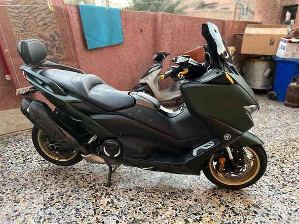 TMAX560 2021  دخول جديد مكفولة كفالة عامة ما شية 9الالف  مكينة   مكفولة اذا قبق الاكلجات  مفتوح ترجع  قايش خارجي اصلي  الدراجة بيهة كفرين كفر الاصلي موجود  ومكفول  من الزلغ  تاخذهن ثنيناتهن  صارلهة 25 يوم بل العراق السعر 81 للاستفسار  المكان بغداد الشعب*********** Colombo
