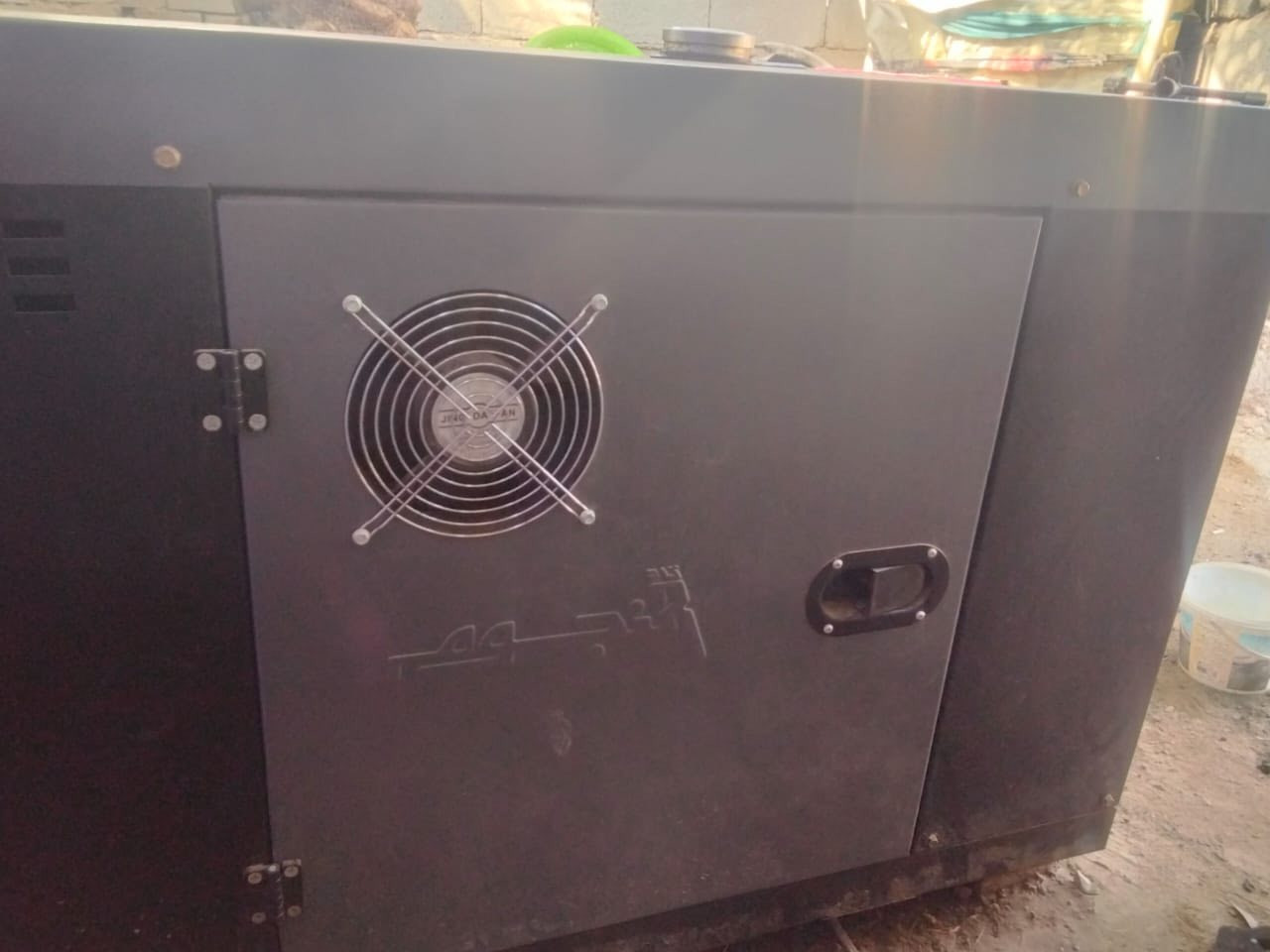 مولد كابوتى 10كفي  40 امبير كاتم  اطفاء وتشقيل ذاتي مشتقل اقل من 40 ساعه جديد بيه مشكله بسيطه
***********
