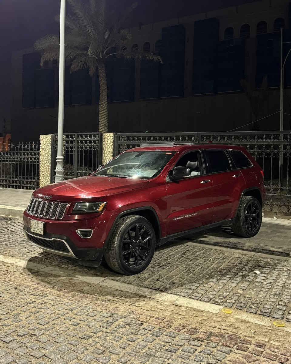 جيب كراند شيروكي 2015 V6
جيب موديل 2015 وارد امريكي 
محرك 6 سلندر كير ومحرك خير من الله
رقم بغداد تحويل مباشر هزه جديدة 
فول بانوراما كشنات كهرباء غرفه اس ار تي جلد
امريكي حادثه جاملغ امامي ب امريكا وحادثها بلعراق مبدله قماره من العكال صبغ قماره وجاملع خلفي الايمن وجاملغ امامي اني ابيع صبغ صفحه كامله وقماره  
جاهزه السيارة وحلوة غرفة جديدة كشنات كهرباء جلد
كهربائيات تخم تاير جاهزه  
مكاني البصرة  
السعر 145 وبيها مجال 
***********
