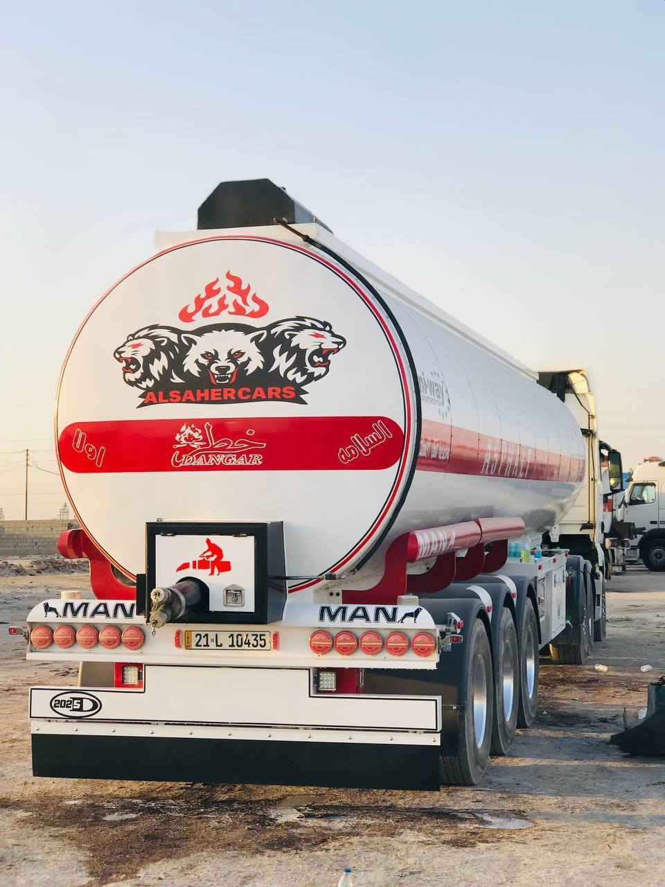 السلام عليكم
تانكي 2025 حدادة عمار جلو حمولة 38 طن مشتغل قليل تقريبا 10 لو 15 درب على البصره كاك ابو ال6  مجموعه 14 صيني  السعر 190 بدون ويل و تاير وبي مجال قليل مكانه العزيزيه
***********
***********
