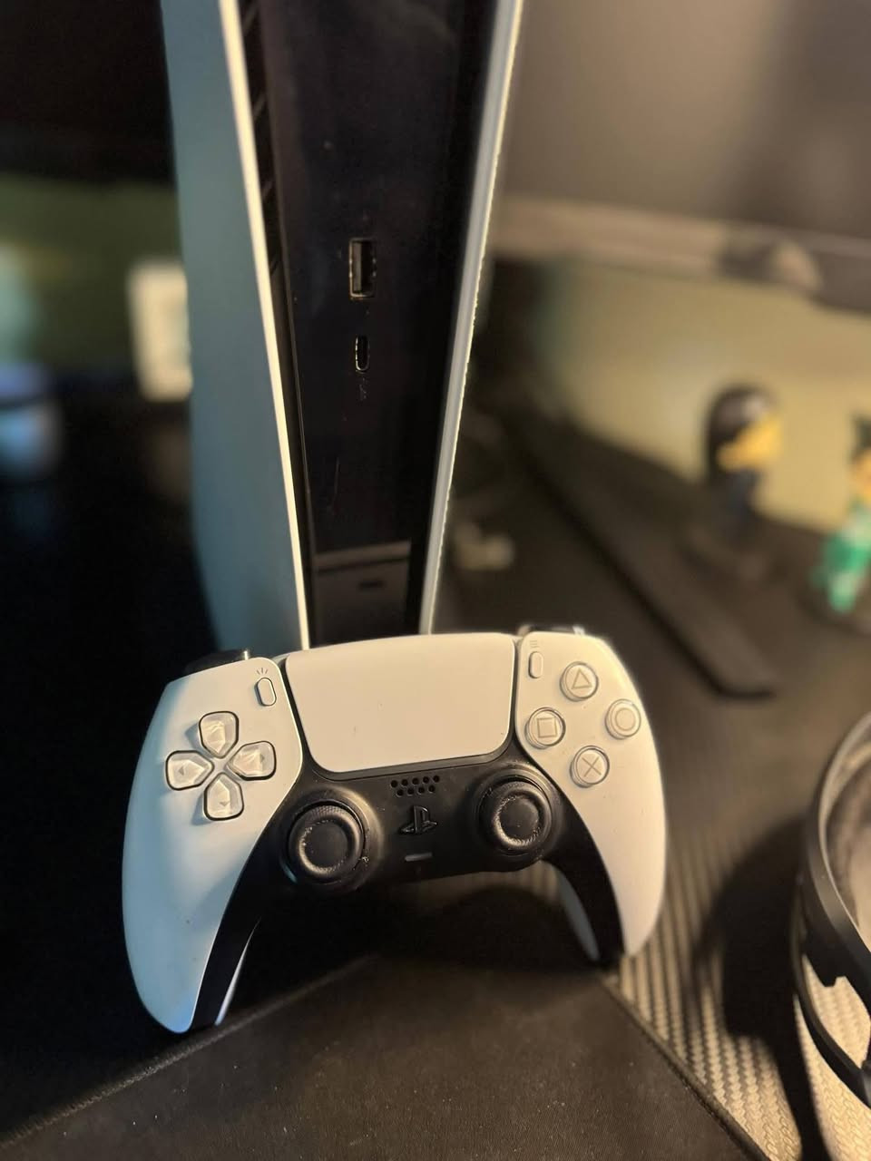 بلي فايف 5 فات للبيع+ يوبي إس يشغل 15دقيقه+جوستك عدد ثنين +كرتون مستعمل 4تشهر فقط 
المكان الحله السعر والتفصيل خاص 
‏‪***********‬‏
