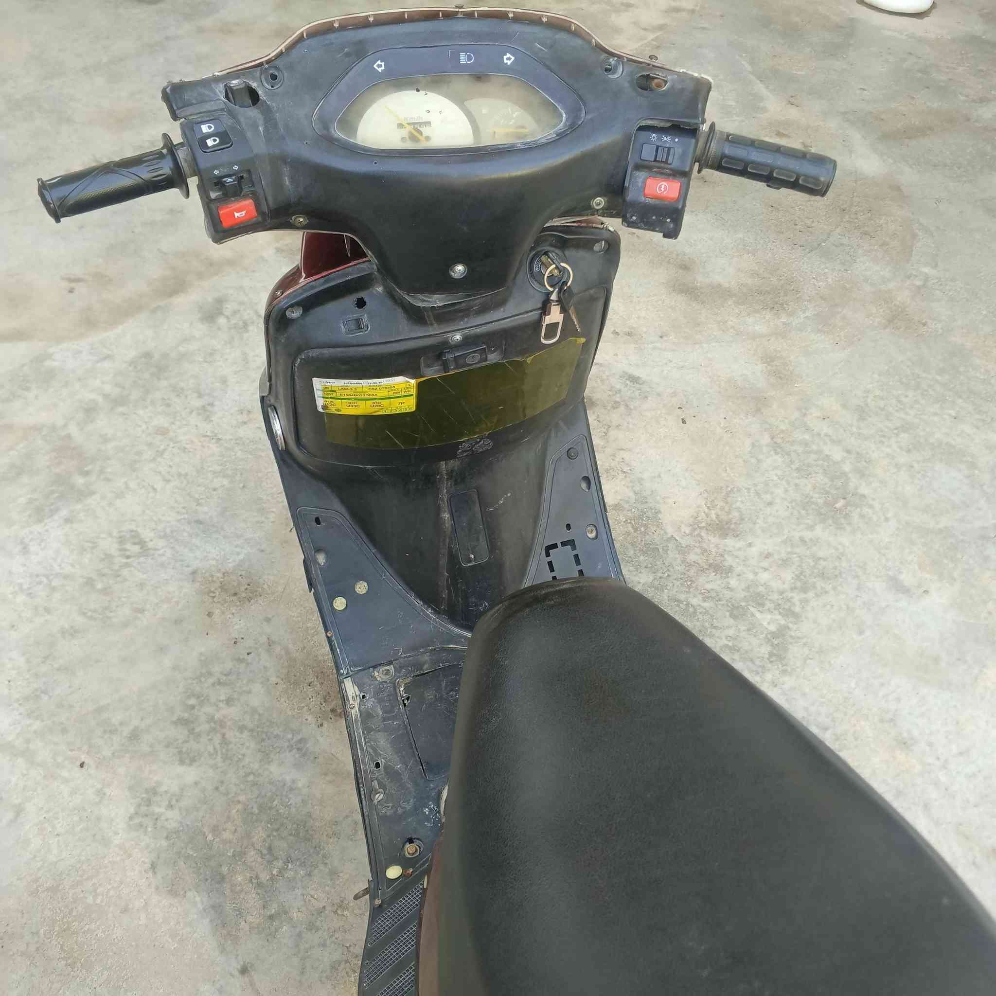 دراجه فراشه لبيع شغاله مابيه نقص نضافت المحرك 90بل ميه السعر 350وبيه مجال ***********
