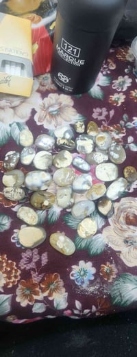 مجموعه حجر دوادي البيع 32حجر سعر 40الف العنوان بغداد لاعضمية تواصل 077...