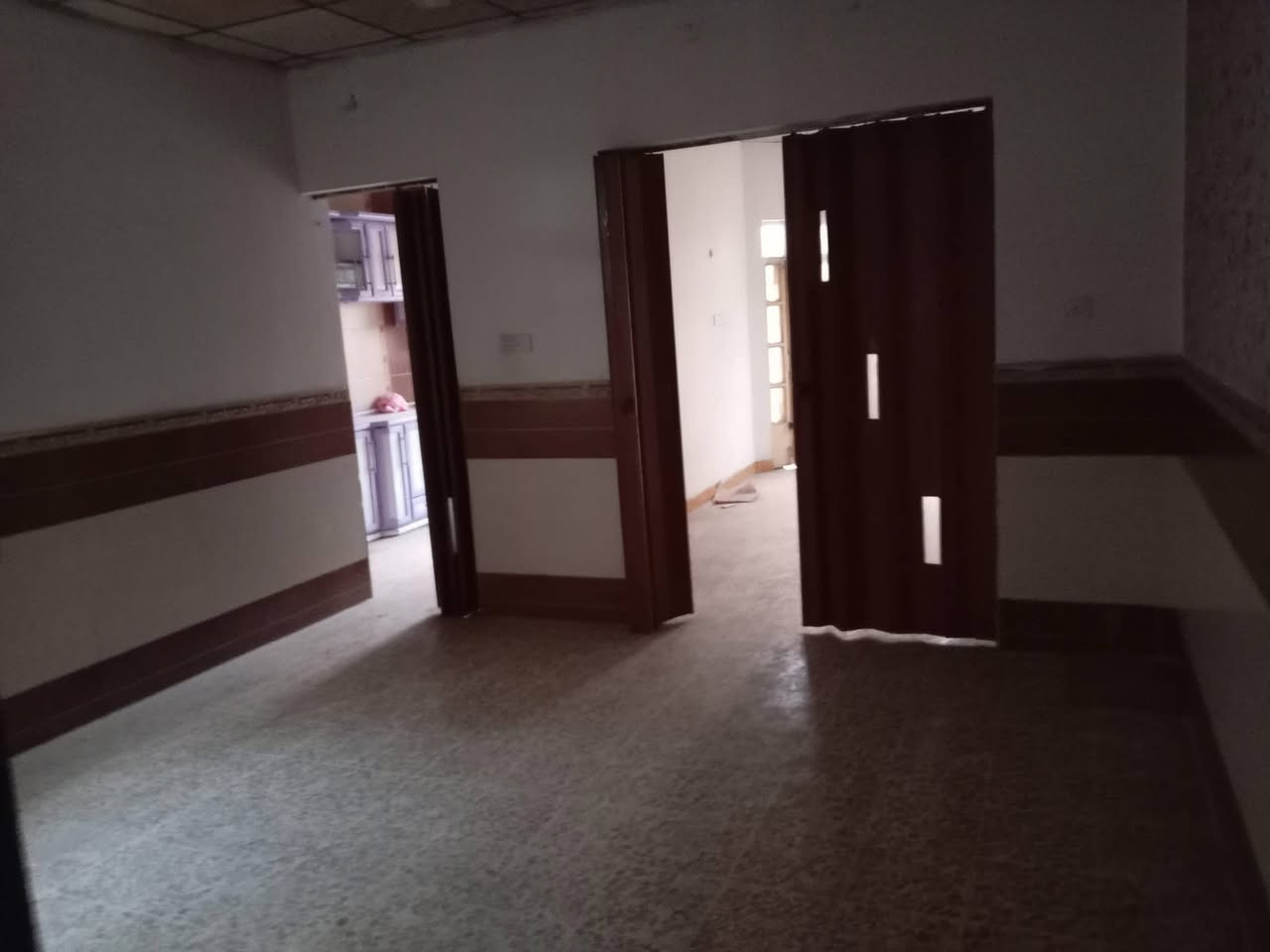 بيت  للبيع✋✋
المنطقه مشيرفه الأولى على شارع 60♥️

 طابق واحد غرفتين وهول واستقبال ومطبخ وصحيات♥️

للاستفسار الاتصال على ***********📲🏦

نستقبل كافة العروض العقاريه ♥️
