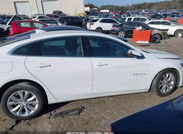 للبيع فقط ماليبو2023 LT  

الضرر//  مثل ما موضح بالصور  

 بلا رقم منفيس بأسمي

المواصفات 
🔴بصمه ابواب + جنطه
🔴 تشغيل عن بعد 
🛑محرك 1500 توربو ✈️
🔴سايد بريك بصمه
🔴مانع انزلاق
🛑لدات اماميه نهاري 🚳
🛑كشنات تدفئه + كهرباء ⚡️ 
🛑تبريد مناخين منفصل SYNC
🛑تبريد قطعتين امامي خلفي 
السياره جاهزه ونظيفه جداً  
السعر 127 ورقة وبيها مجال بيع مستعجل

مكاني ميسان قطاع28
*********** عمارة
