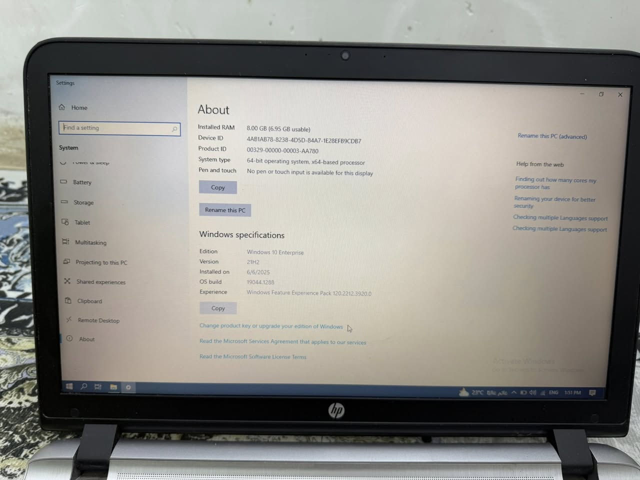 للبيع لابتوب HP ProBook 455 G3  
الجهاز مرتب ونظيف وشغال طبيعي بدون مشاكل 👍

✅ معالج AMD A10 Radeon R6  
✅ رام 8GB  
✅ شاشة 15.6  
✅ مناسب للدراسة والأوفيس والتصفح والاستخدام اليومي  
✅ البطارية تدوم تقريباً ساعتين  
✅ وياه الشاحن الأصلي  

🎁 هدية فان تبريد 6 مراوح مع تحكم بالسرعة وتبريد قوي ❄️

📍المكان: بغداد / الكاظمية  
🚚 يتوفر توصيل للمناطق القريبة من الكاظمية  

💰 السعر: 230 ألف قابل للتفاوض للجادين فقط

البيع لعدم الحاجة  
للاستفسار خاص


**إذا كنت صاحب هذا الإعلان وتريد حذفه لأي سبب، رجاءا أرسل رسالة إلى الدعم الفني**