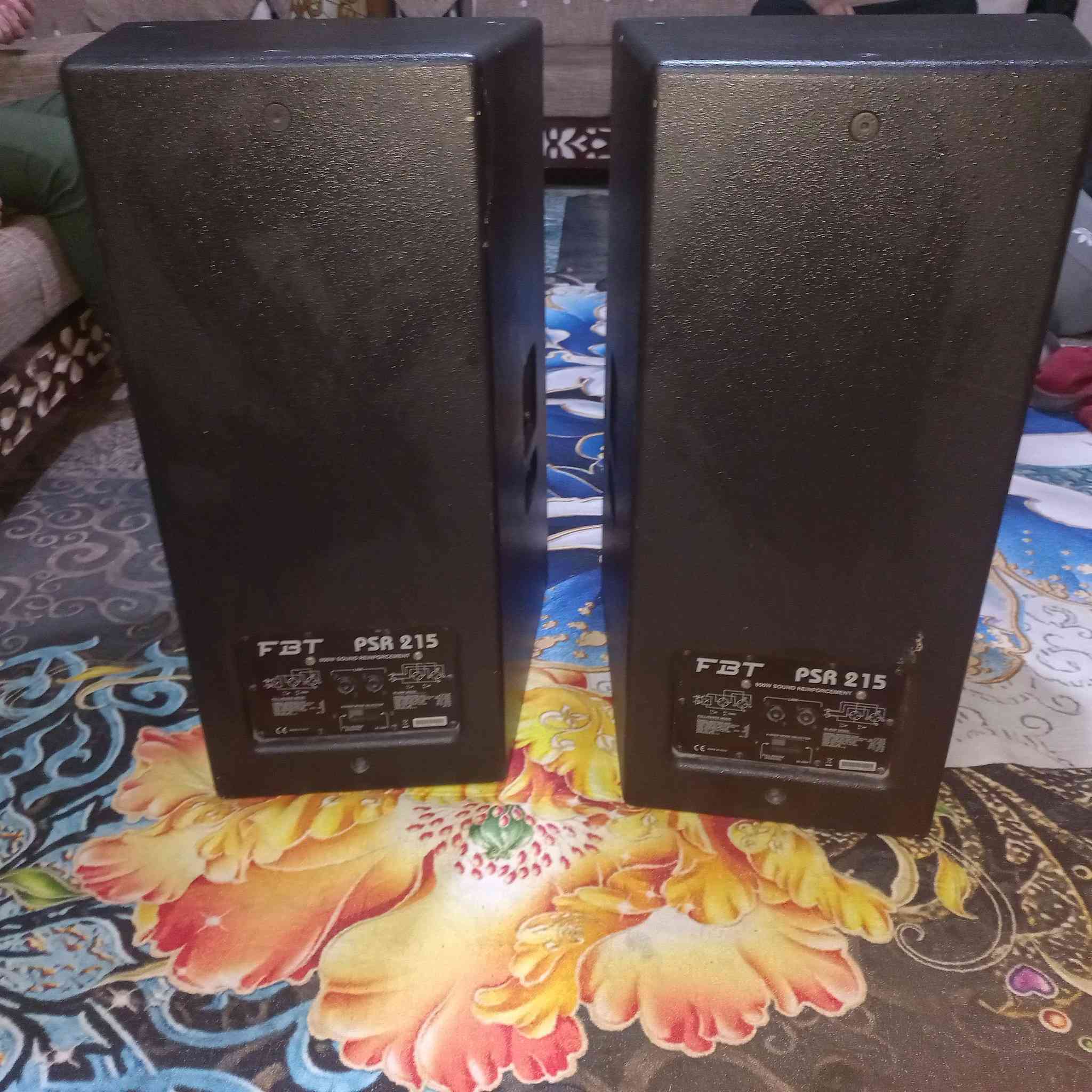 سماعات عدد 2 للبيع بغداد مدينه الصدر
*********** موجود وتساب
