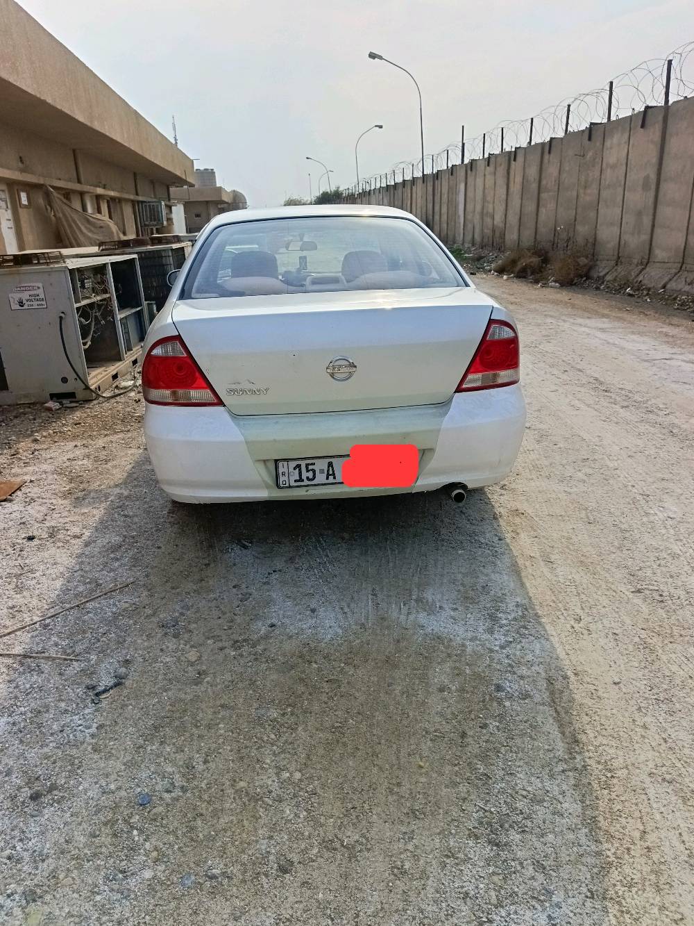 نيسان سني بدي كوري موديل 2010 لون ابيض صدفي ورقم انبار بيها قطعتين اني ابيع احزام السياره جاهزه من كلشي.. وبيها مجال للطيبين.. عنواني بغداد التاجي