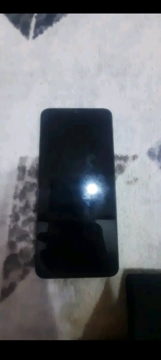 مبايل بوكو POCO C65 تلفون نضيف مامفتوح ذاكره256 ومامبدل اي شي السعر 200المكان بصره كبال صناعيه حمدان الرقم *********** ابو الخصيب, البصرة
