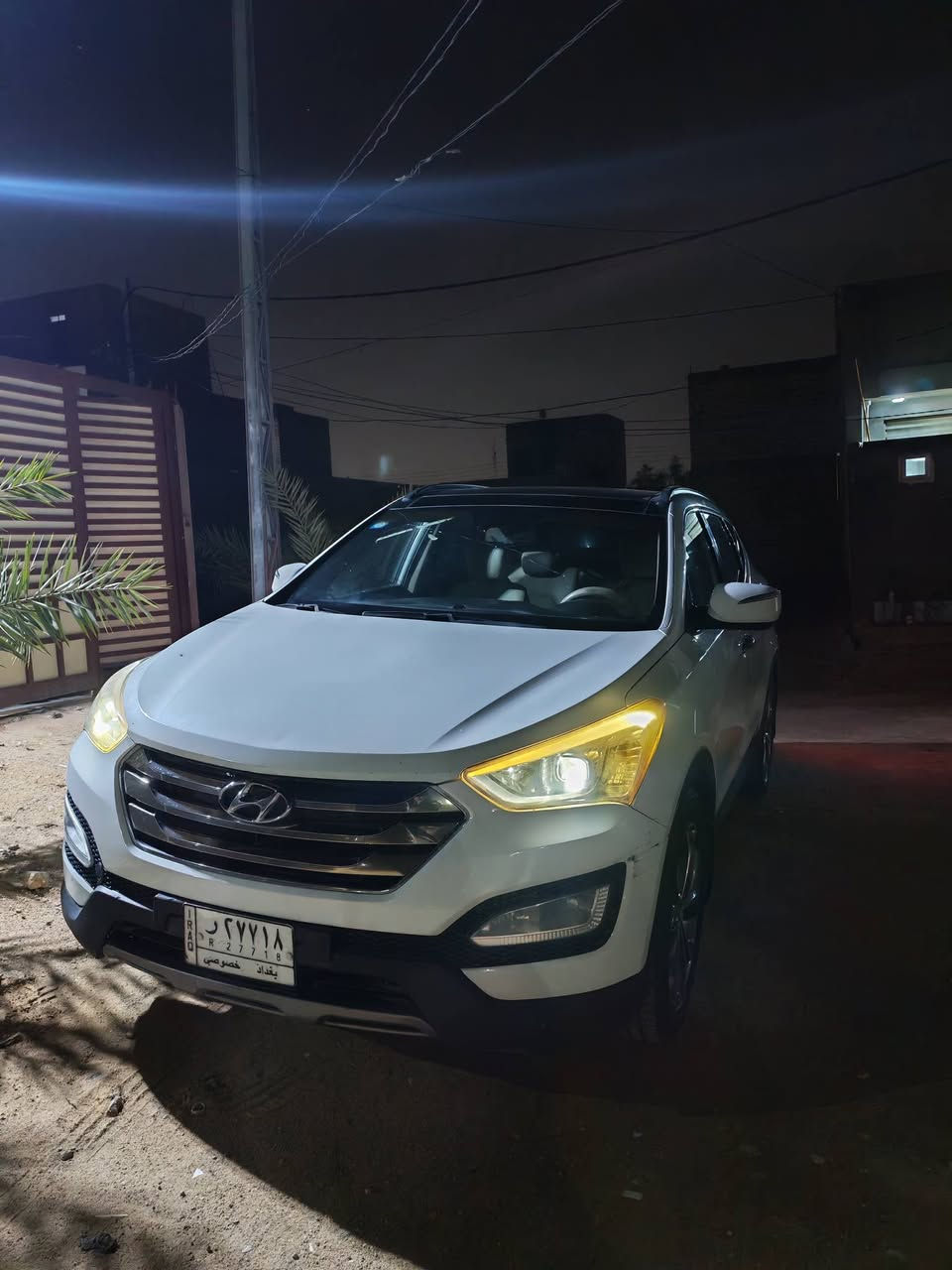 سنتاڤي ١٣ VIP
فول مواصفات ١/١ كويتيه
بردات خلفيه تلفزون بلادي 
بصمه ابواب وتشغيل 
كشنات تدفئه تبريد 
٣ انظمة قياده 
٦ سلندر 
٧ راكب 
بانوراما 
محرك و گير وحداديه مشروطات 
السياره بيهه قطعتين صبغ ( الباب الخلفي جهة السائق ، والچاملغ الامامي الايمن ) وباردات شوف العين ..
مكان السياره نجف 
غير متواجد على الفيس 
***********
