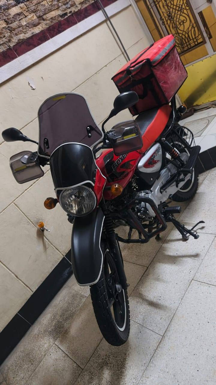 سلام عليكم بوكسر موديل 23 وعشرين للبيع دراجه مكفوله كفاله عامه شخط مابيهه مرقت تحويل ثاني يوم تجي تفحص تاخذ وتروح للعلم مكلف بل نشر ***********
