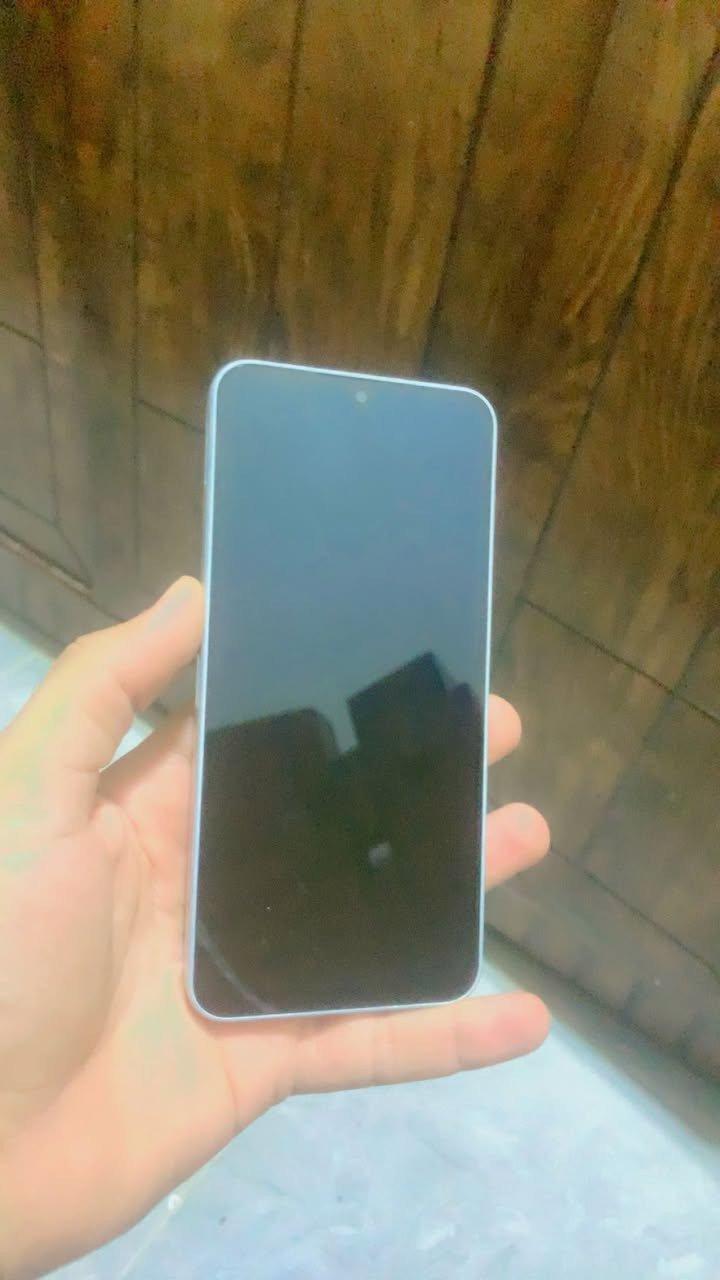 سلام عليكم كلكسي A16الجهاز الذاكره 128جديد نظافه 100/100غراضه بعدهه ما مفتوحةالجهاز مكفول من كلشي السعر 200و بي مجال ***********
