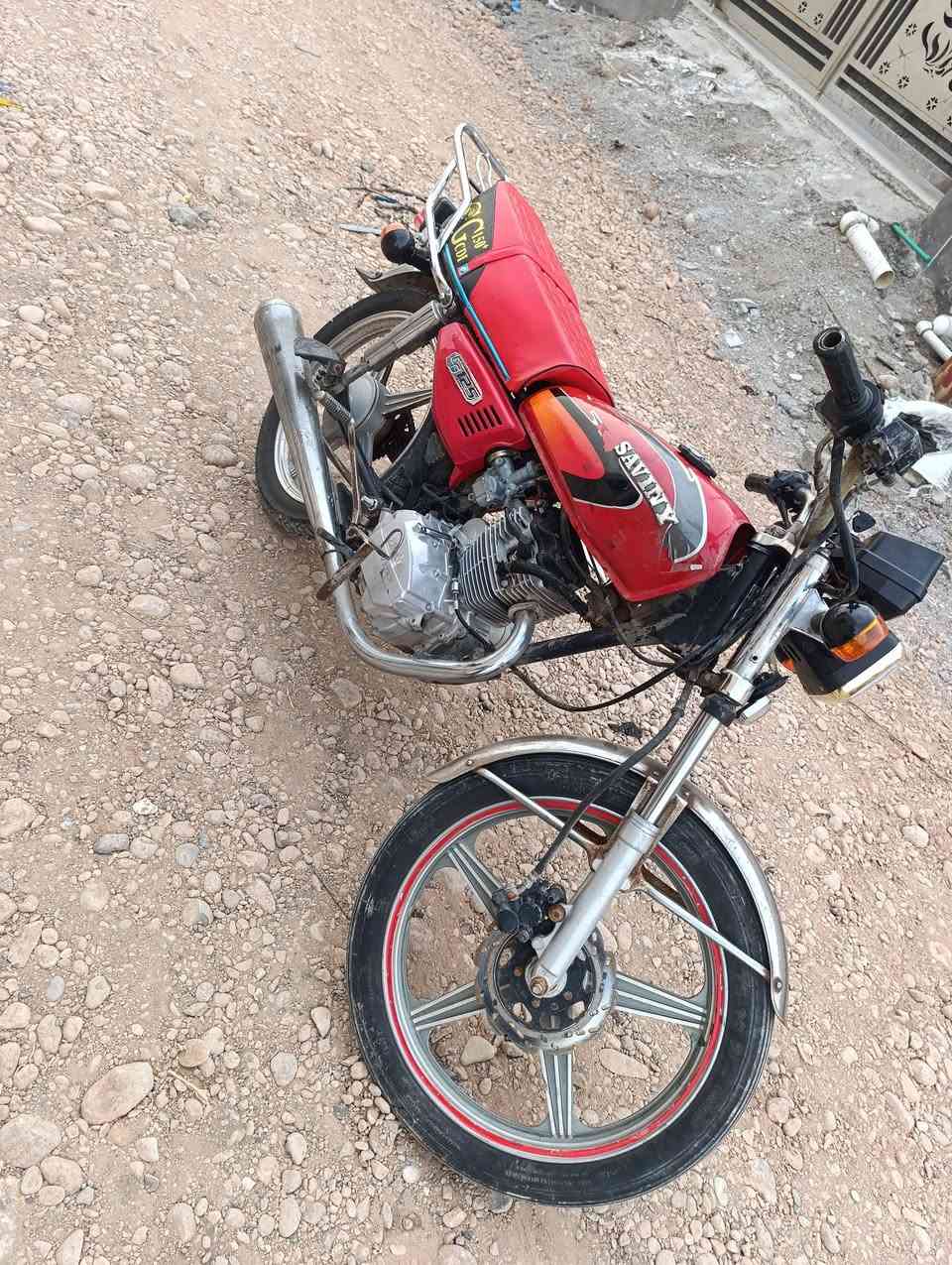 سيفان 20
كله شغال 
مكان بعقوبه جسر خرنابات
نقص صينية زنجيل


**إذا كنت صاحب هذا الإعلان وتريد حذفه لأي سبب، رجاءا أرسل رسالة إلى الدعم الفني**